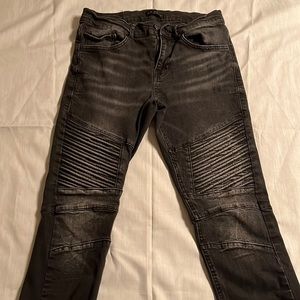 Black Skinny Jeans Sz 31